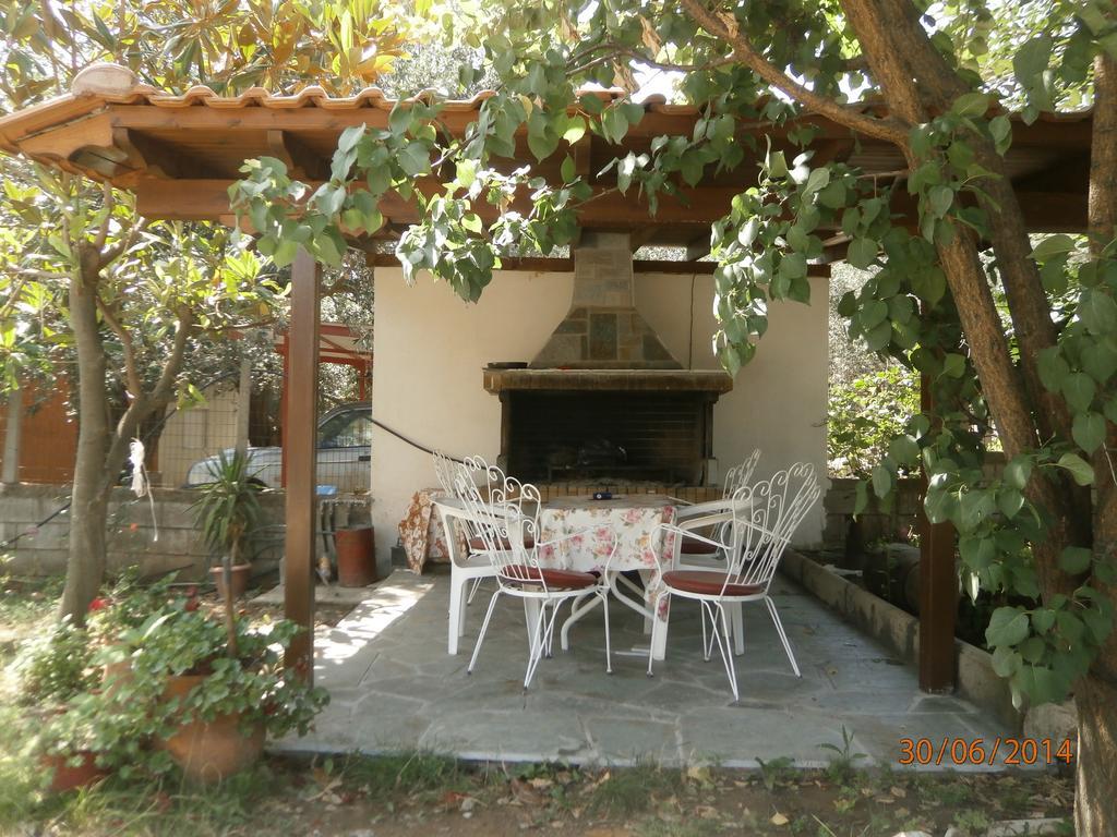 Ioannis Avrades Apartments Agiakampos  Exterior photo